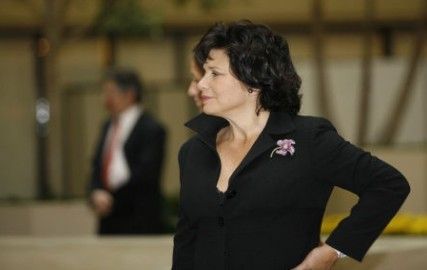estelle salope les salopes de la tele estelle salope les salopes de la tele